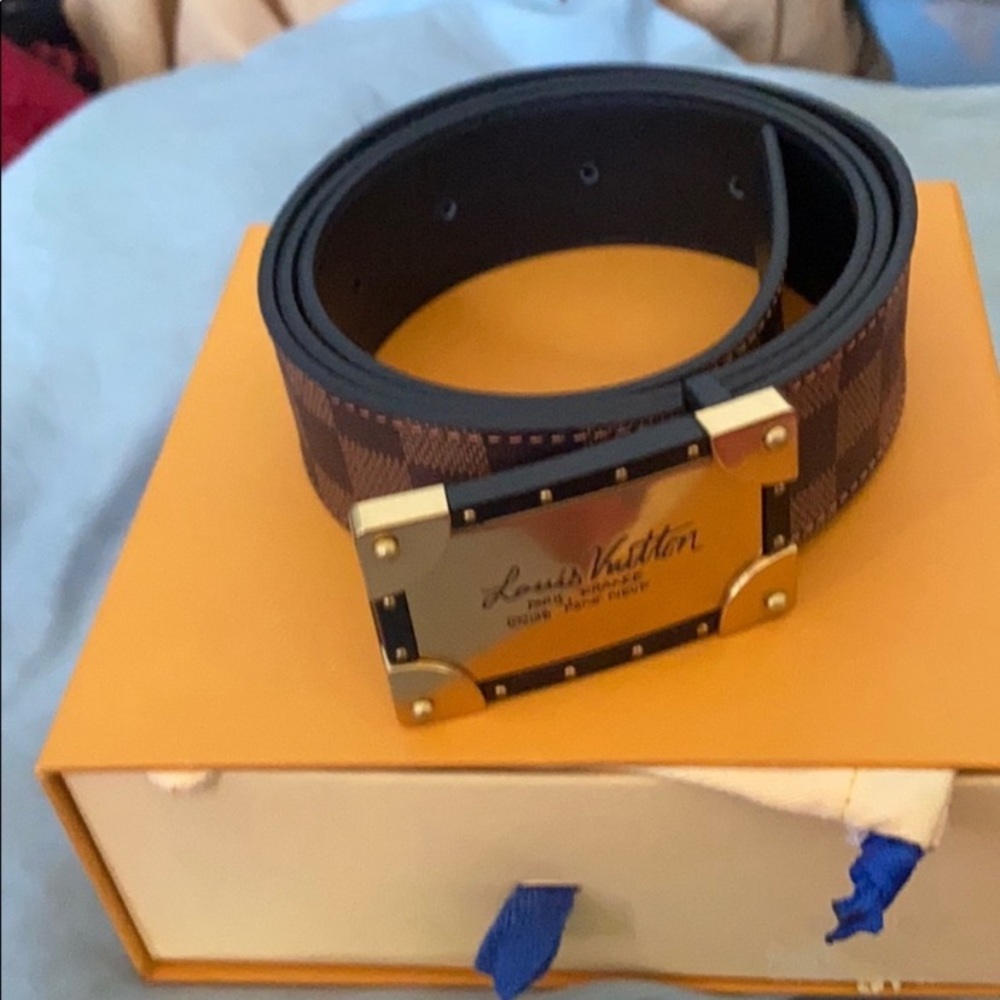 Lv reversible belt